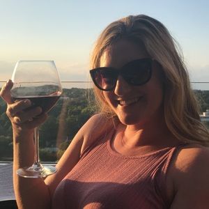 Meet your Posher, Kelsey